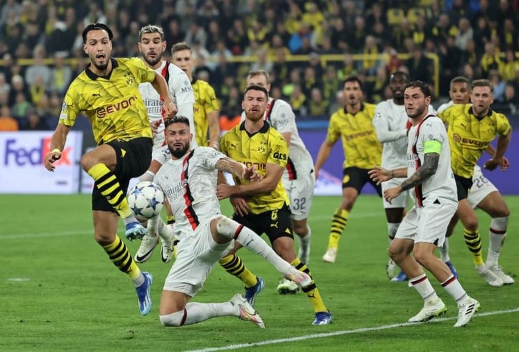 AC Milan vs Dortmund 03h00 ngày 29/11